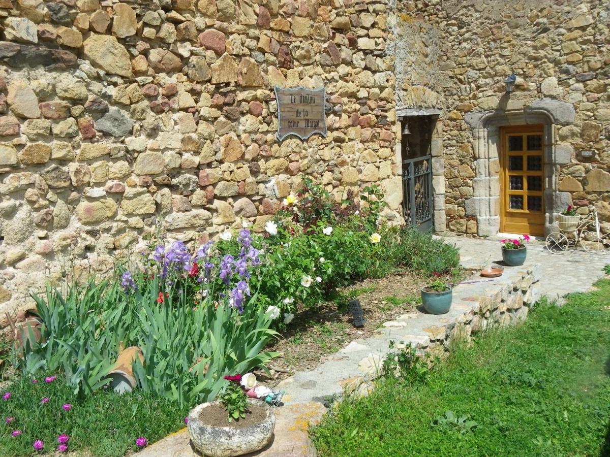 Bed and Breakfast le Donjon de la Reine Margot à Beaumont  Extérieur photo